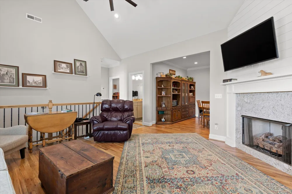 301 Sentry Oaks Chickamauga, GA 30707