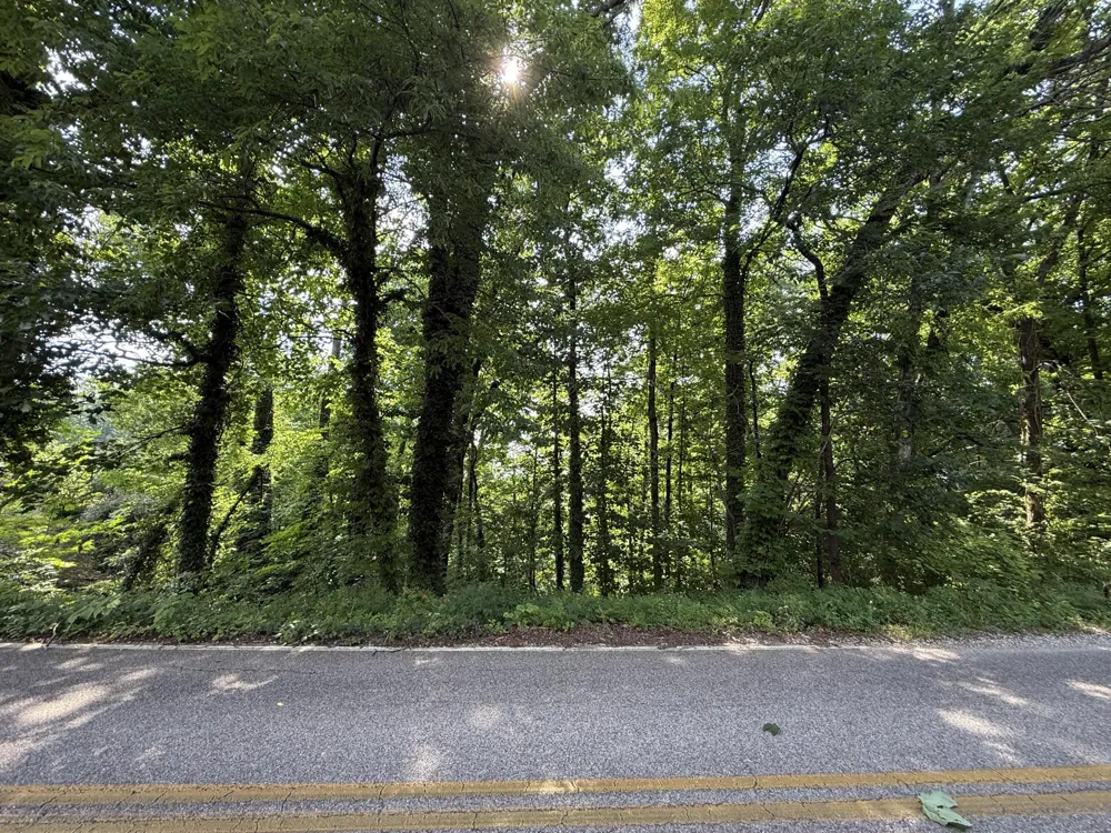 5908 Crestview Drive Hixson, TN 37343