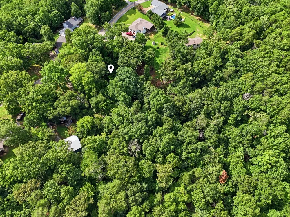 5908 Crestview Drive Hixson, TN 37343