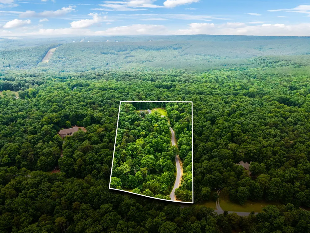 188 Horseshoe Bend Road E Signal Mountain, TN 37377