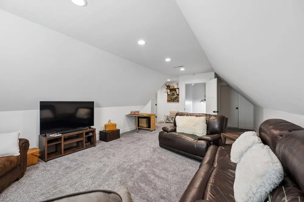 188 Horseshoe Bend Road E Signal Mountain, TN 37377