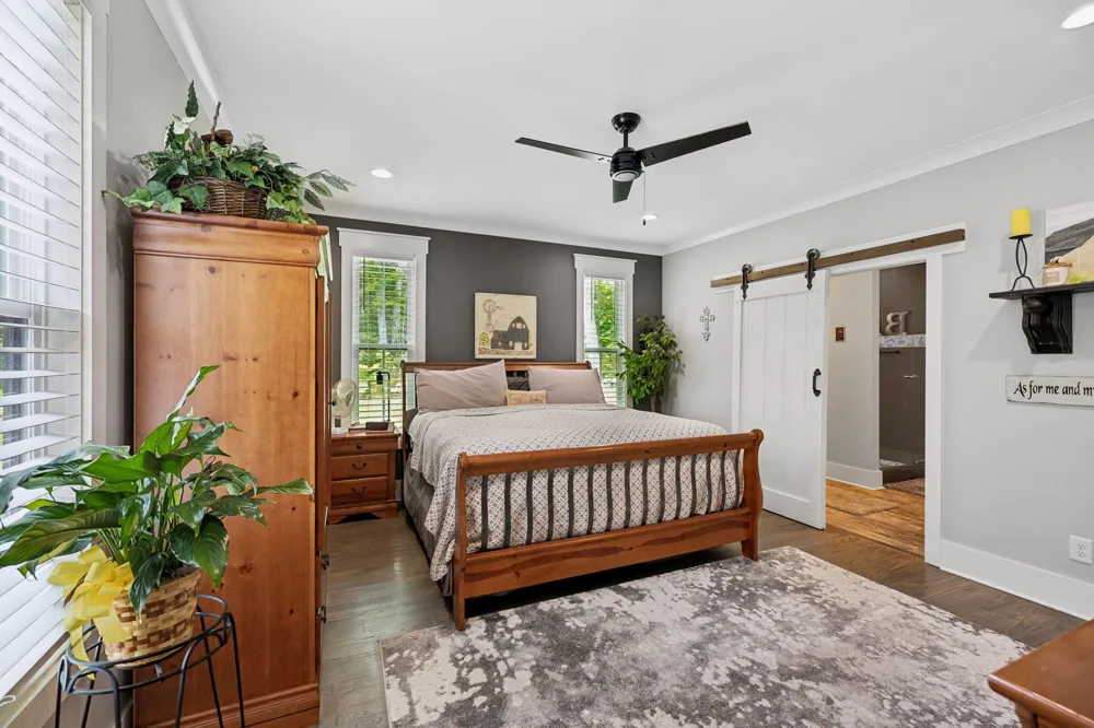 188 Horseshoe Bend Road E Signal Mountain, TN 37377