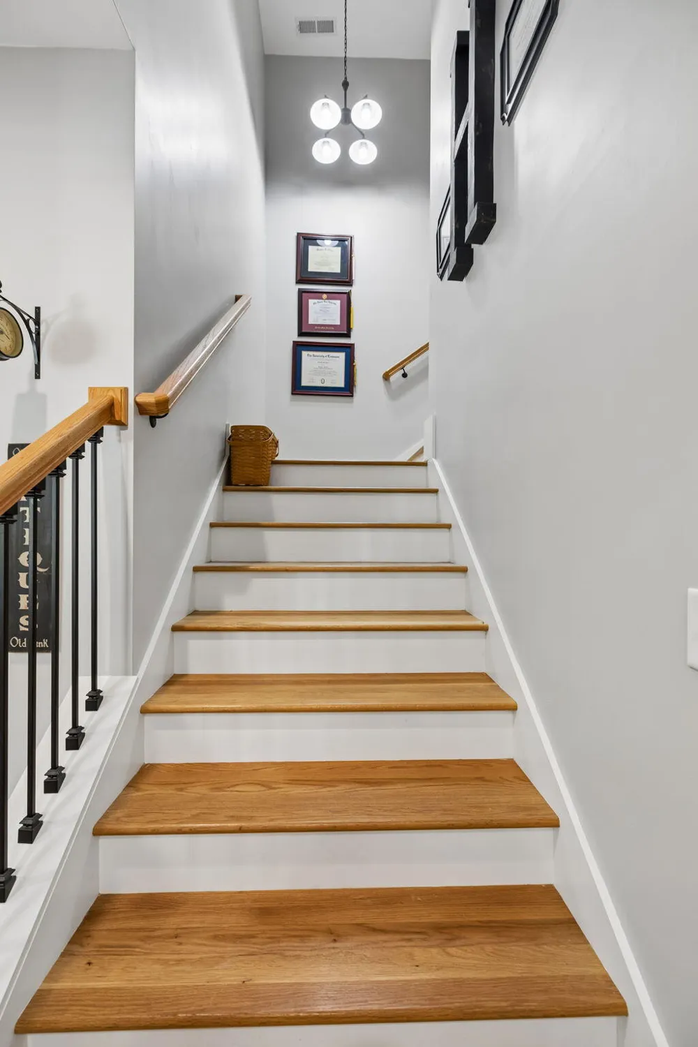 188 Horseshoe Bend Road E Signal Mountain, TN 37377