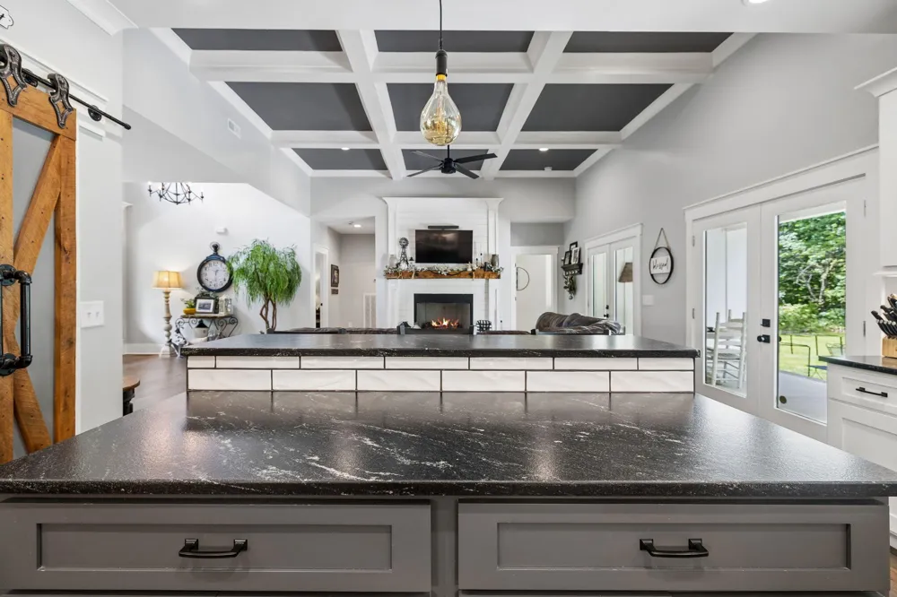 188 Horseshoe Bend Road E Signal Mountain, TN 37377