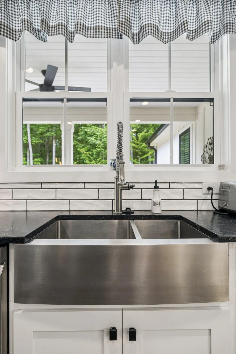 188 Horseshoe Bend Road E Signal Mountain, TN 37377