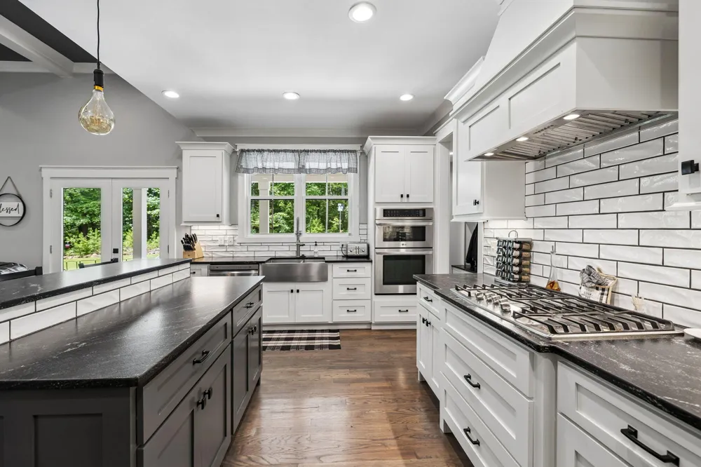 188 Horseshoe Bend Road E Signal Mountain, TN 37377
