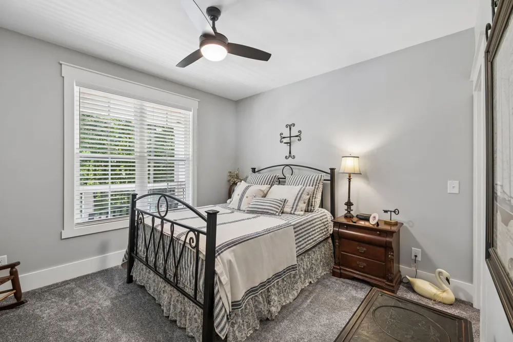 188 Horseshoe Bend Road E Signal Mountain, TN 37377