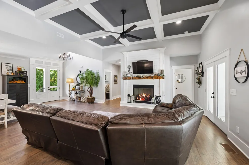 188 Horseshoe Bend Road E Signal Mountain, TN 37377