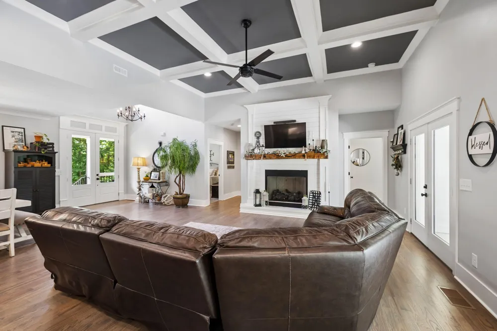 188 Horseshoe Bend Road E Signal Mountain, TN 37377