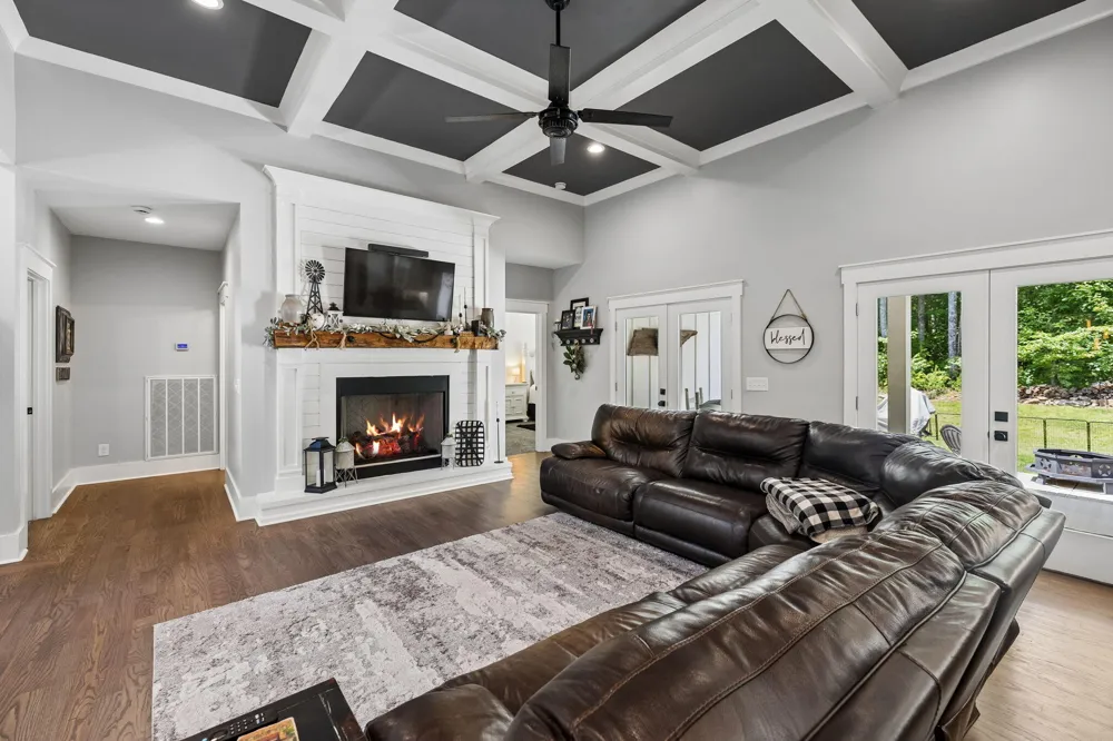 188 Horseshoe Bend Road E Signal Mountain, TN 37377
