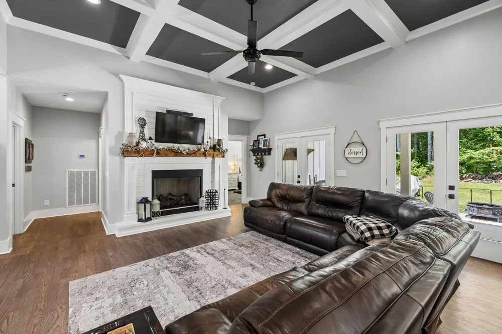 188 Horseshoe Bend Road E Signal Mountain, TN 37377