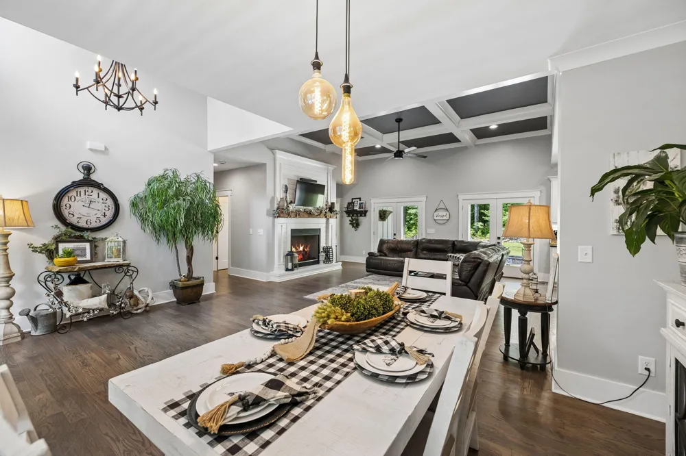 188 Horseshoe Bend Road E Signal Mountain, TN 37377