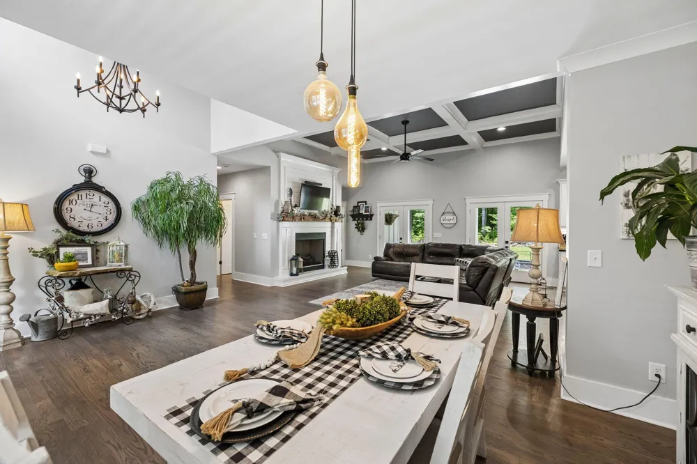 188 Horseshoe Bend Road E Signal Mountain, TN 37377