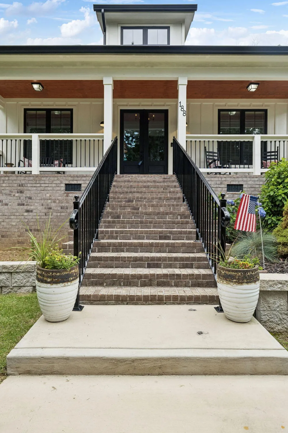 188 Horseshoe Bend Road E Signal Mountain, TN 37377