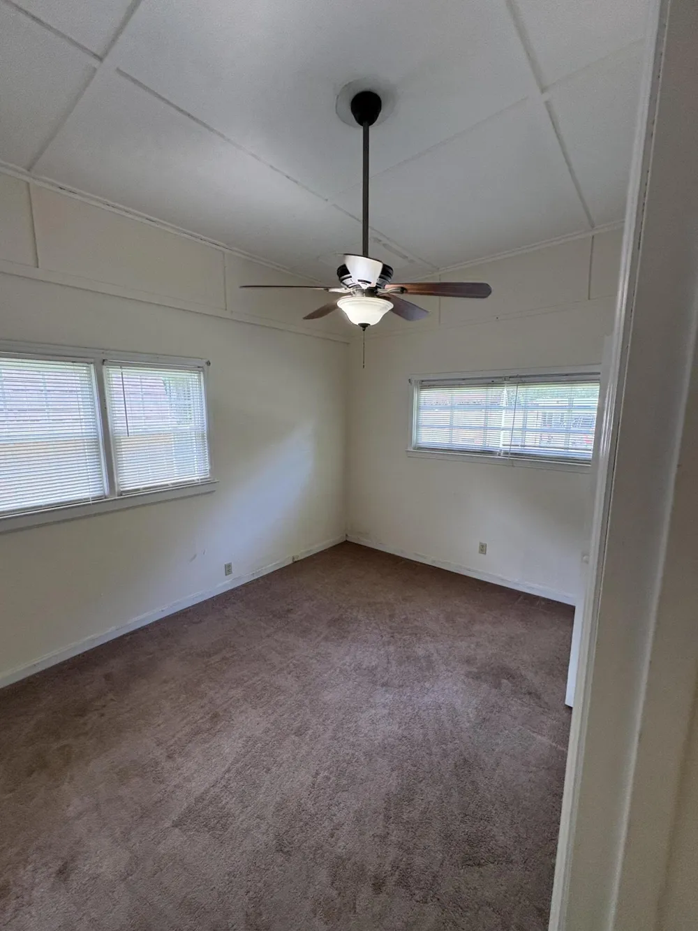 208 Warthen Street LaFayette, GA 30728
