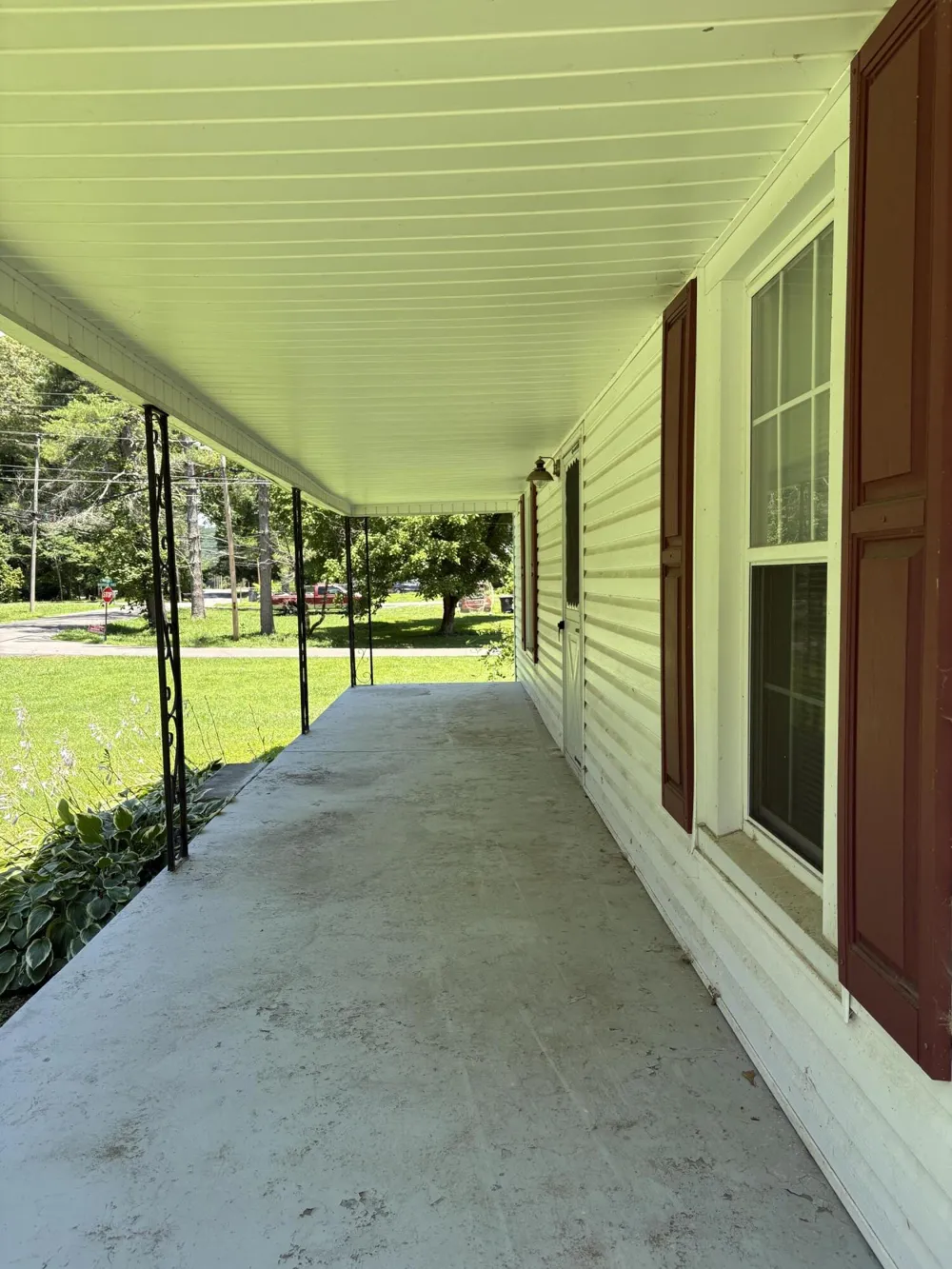 208 Warthen Street LaFayette, GA 30728
