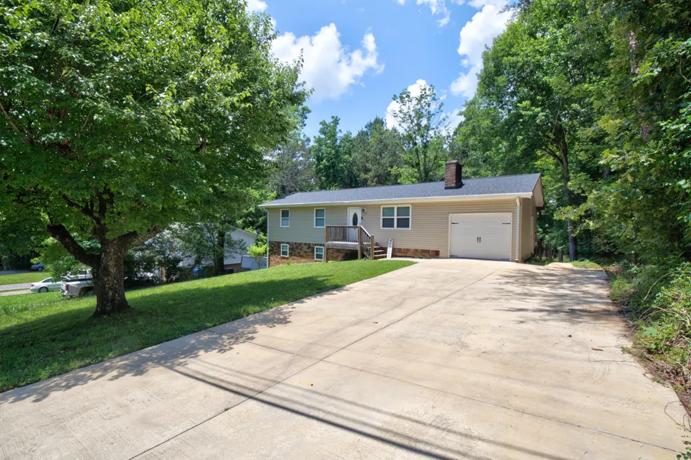 4313 Katie Kim Lane Collegedale, TN 37363