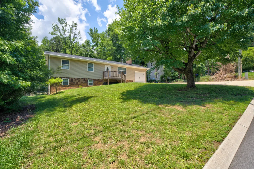 4313 Katie Kim Lane Collegedale, TN 37363