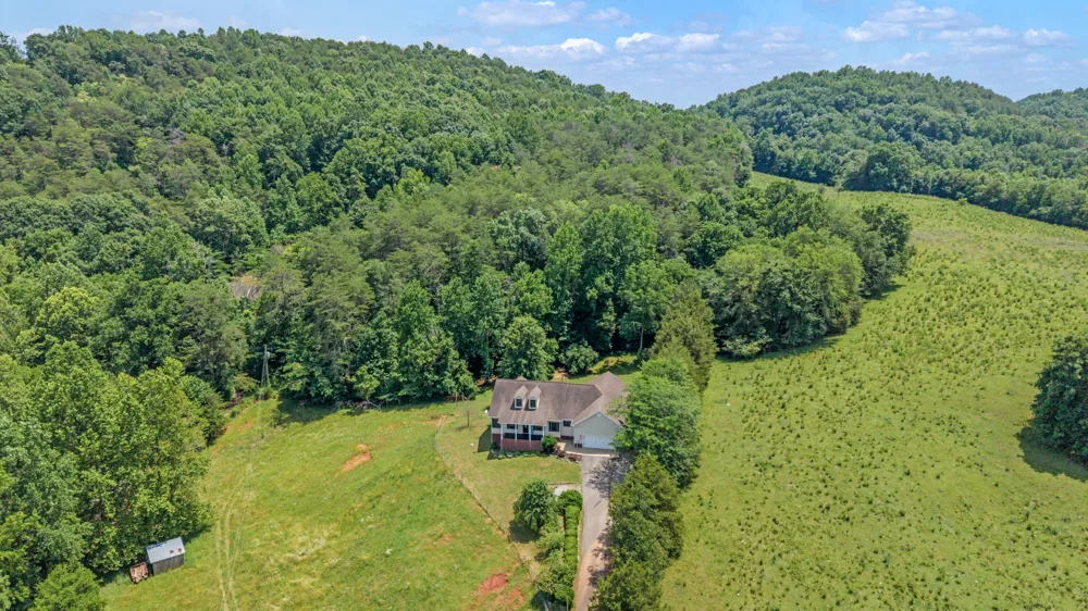 128 County Road 755 Riceville, TN 37370