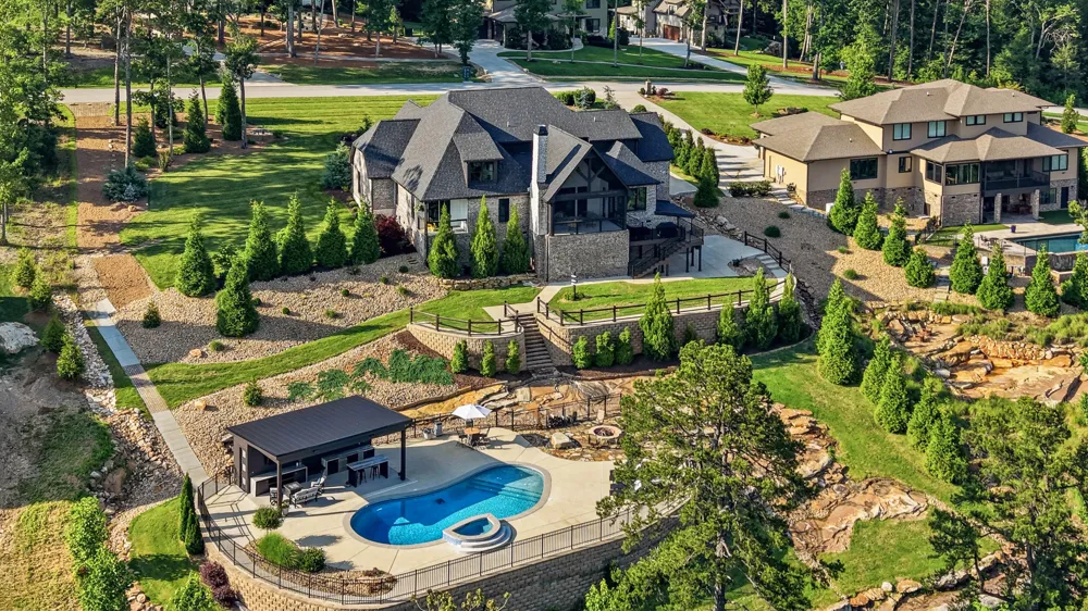 8008 Mountain Laurel Trail Signal Mountain, TN 37377