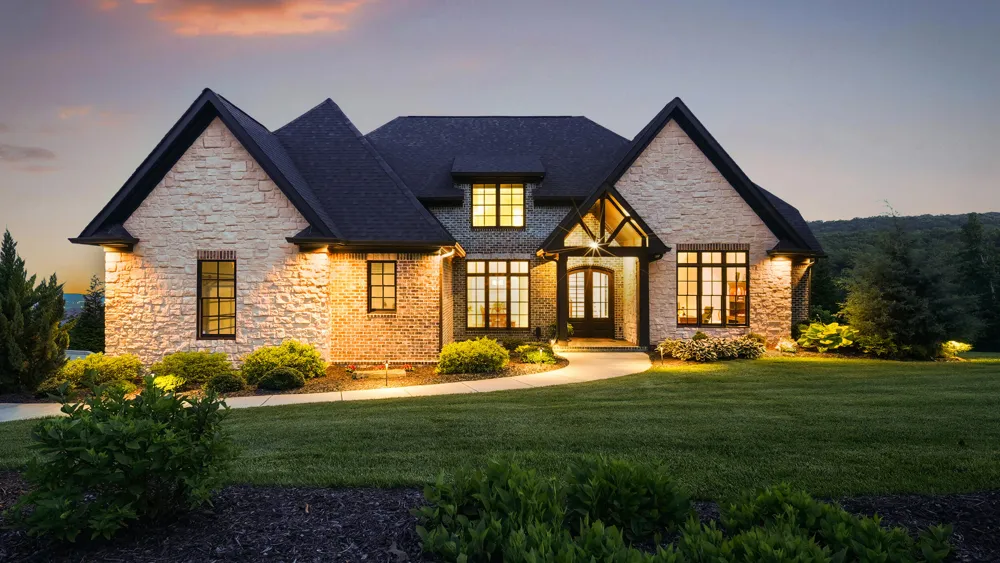 8008 Mountain Laurel Trail Signal Mountain, TN 37377