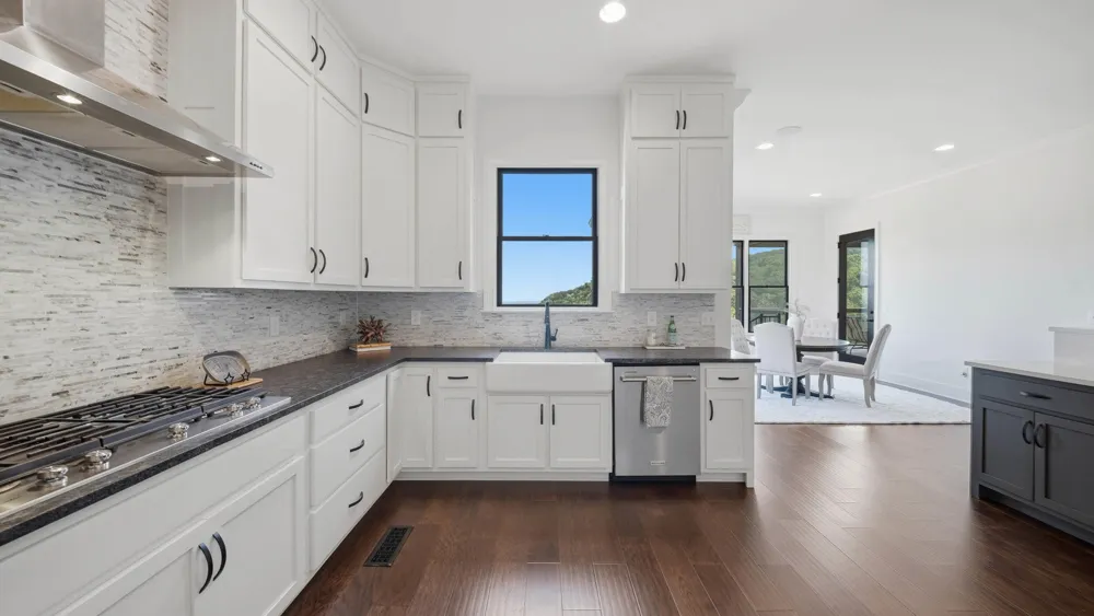 8008 Mountain Laurel Trail Signal Mountain, TN 37377