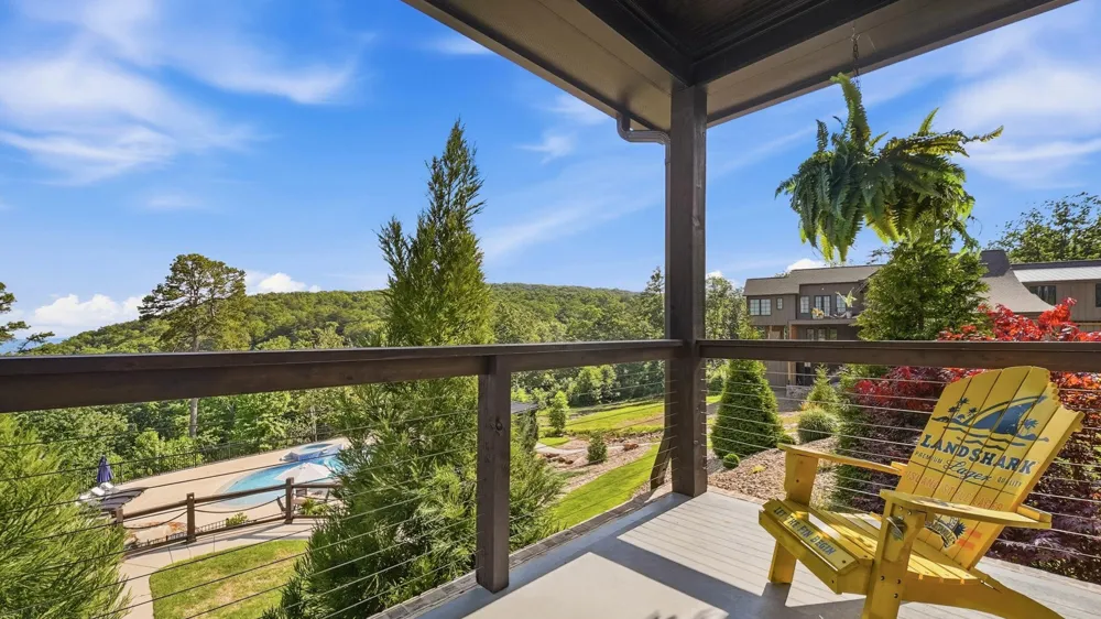 8008 Mountain Laurel Trail Signal Mountain, TN 37377