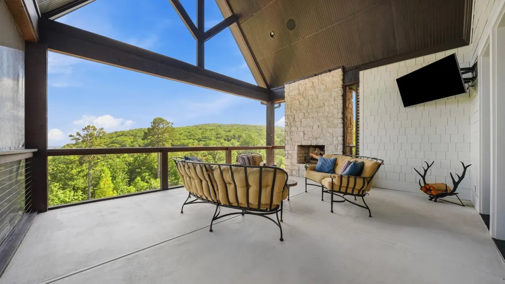 8008 Mountain Laurel Trail Signal Mountain, TN 37377