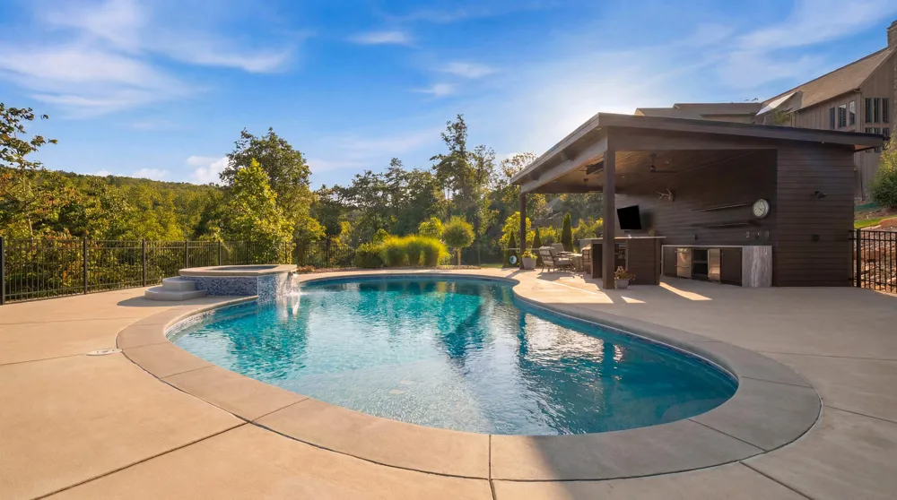 8008 Mountain Laurel Trail Signal Mountain, TN 37377