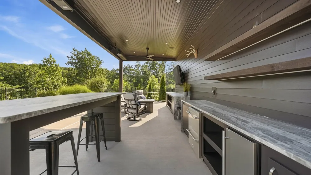 8008 Mountain Laurel Trail Signal Mountain, TN 37377