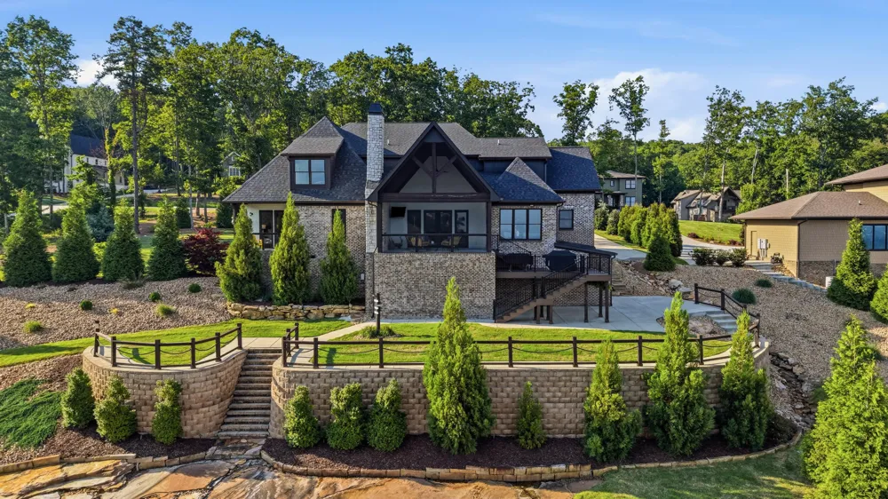 8008 Mountain Laurel Trail Signal Mountain, TN 37377