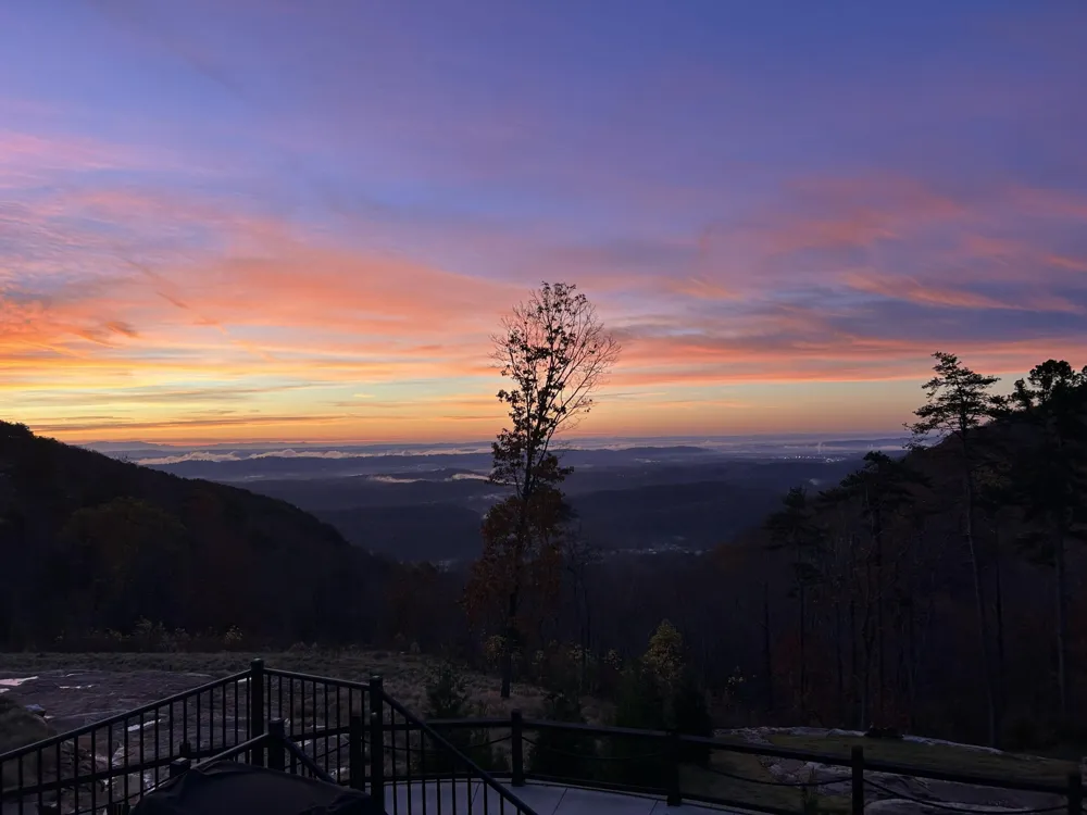 8008 Mountain Laurel Trail Signal Mountain, TN 37377