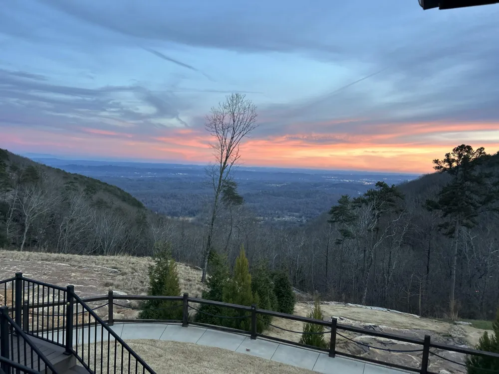 8008 Mountain Laurel Trail Signal Mountain, TN 37377