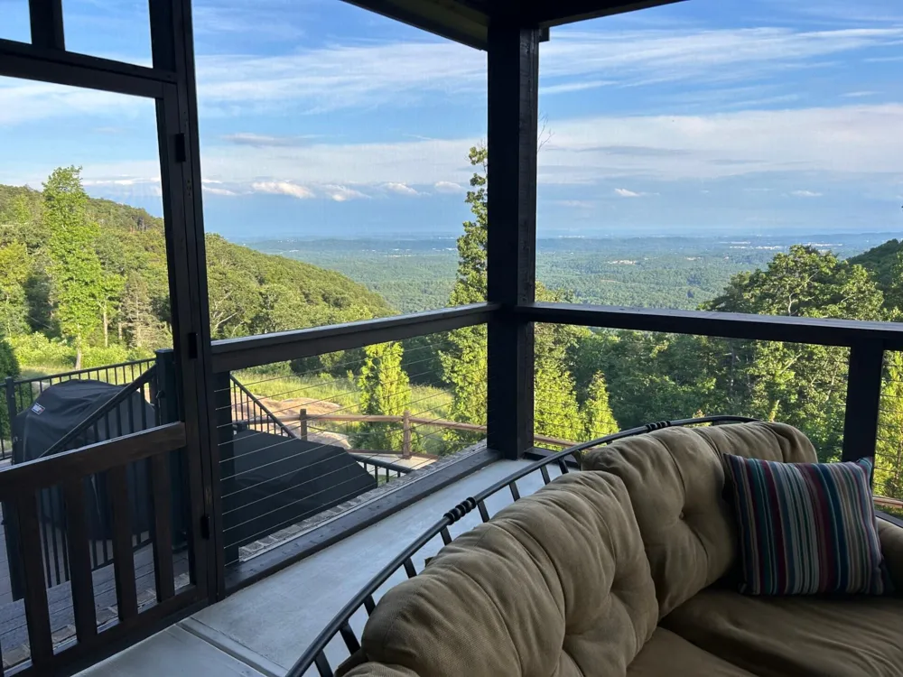 8008 Mountain Laurel Trail Signal Mountain, TN 37377