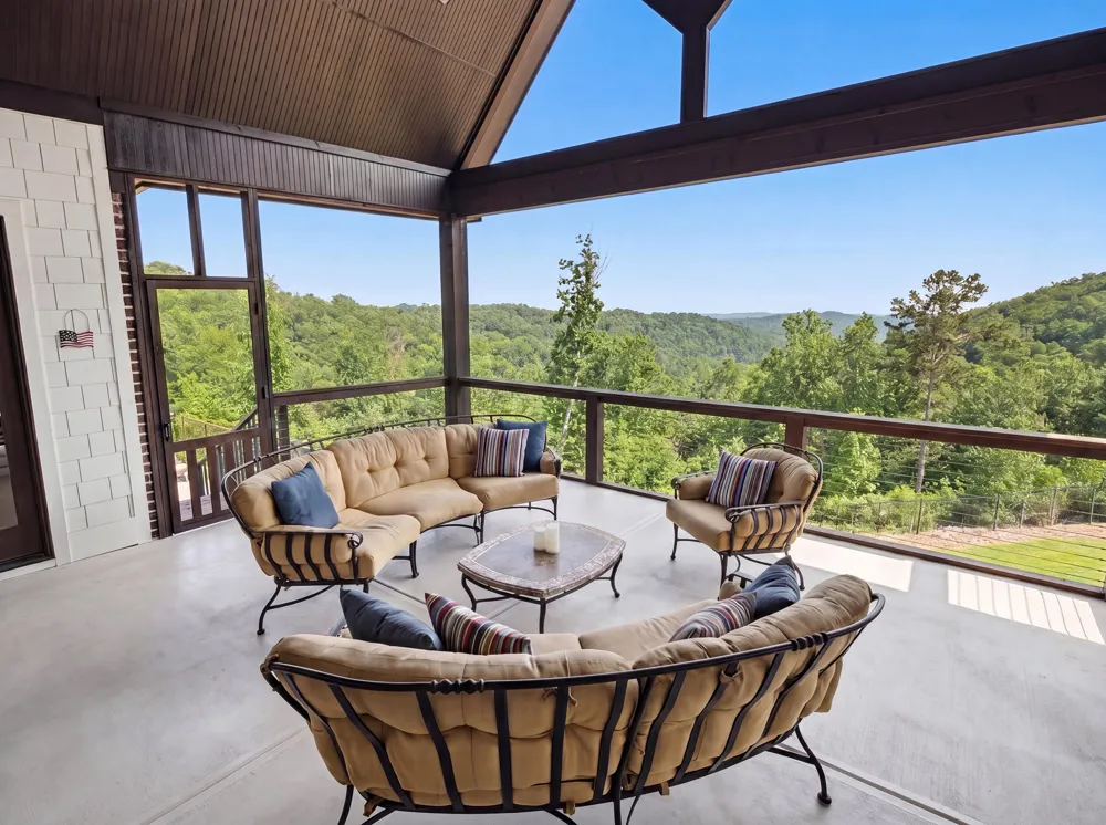8008 Mountain Laurel Trail Signal Mountain, TN 37377