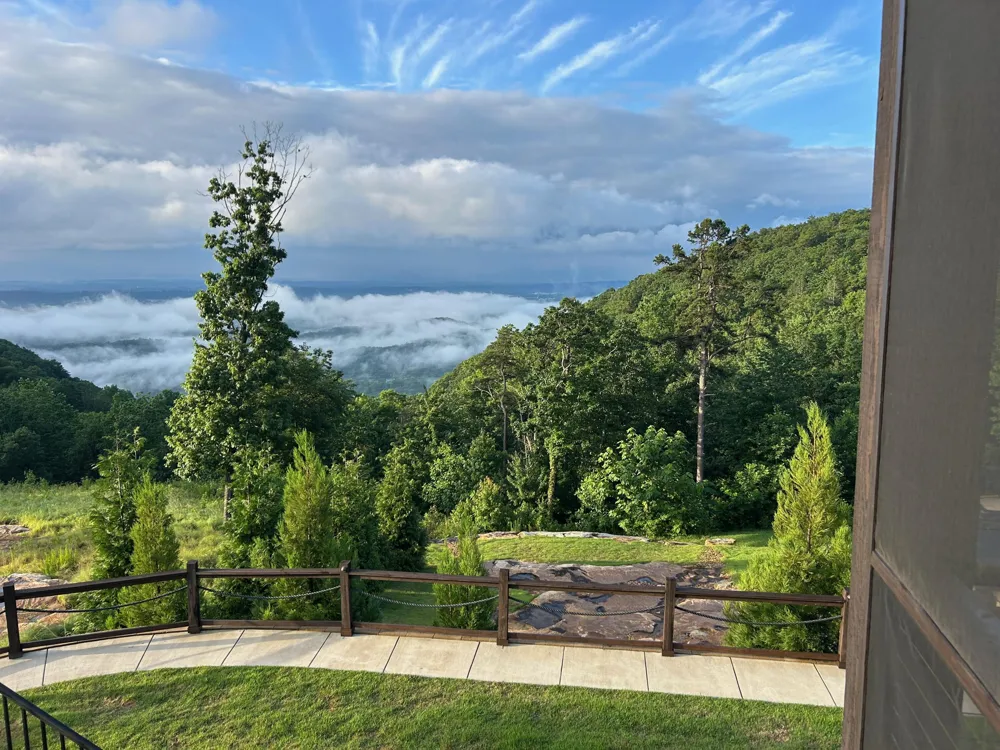 8008 Mountain Laurel Trail Signal Mountain, TN 37377