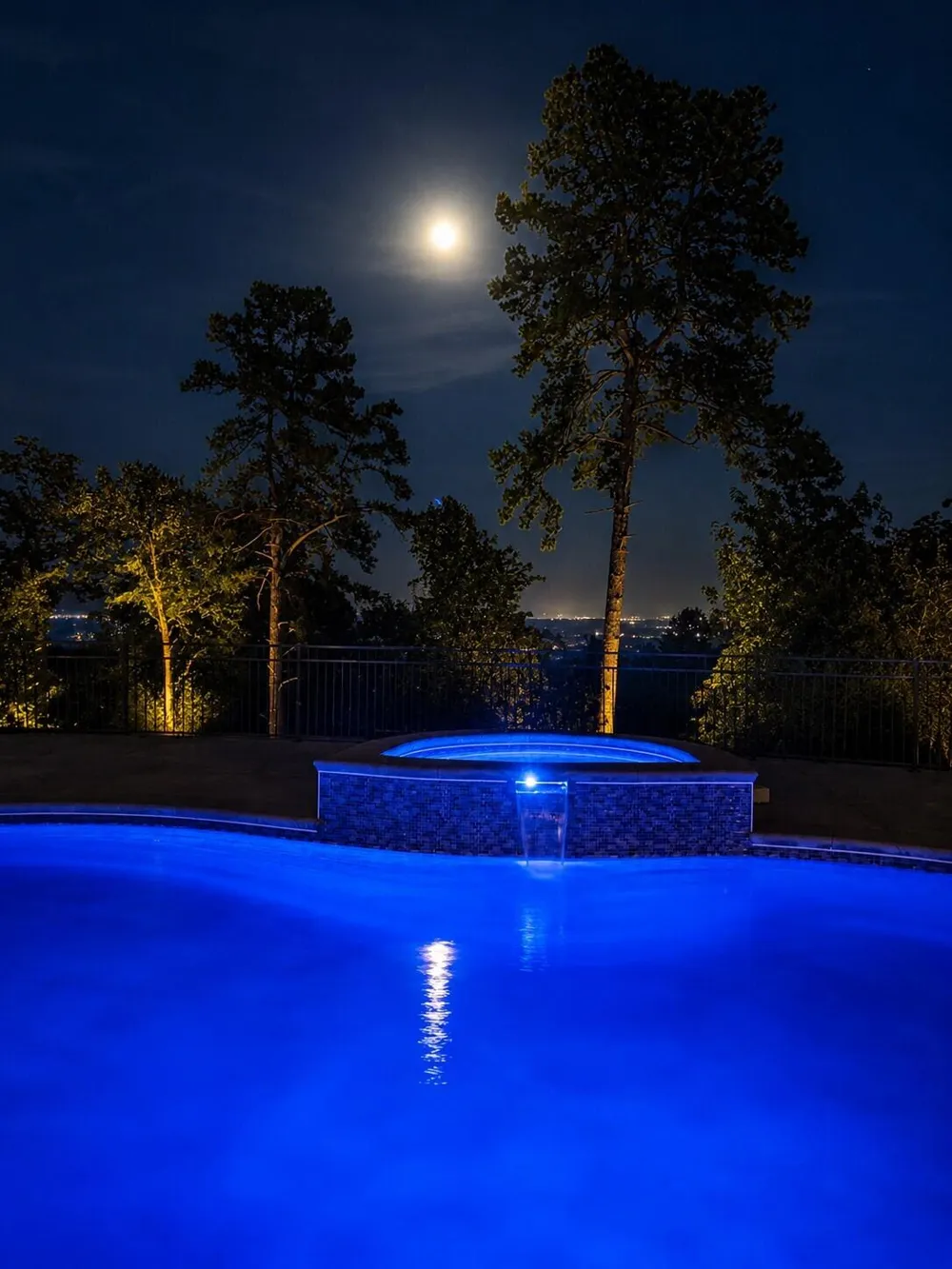 8008 Mountain Laurel Trail Signal Mountain, TN 37377