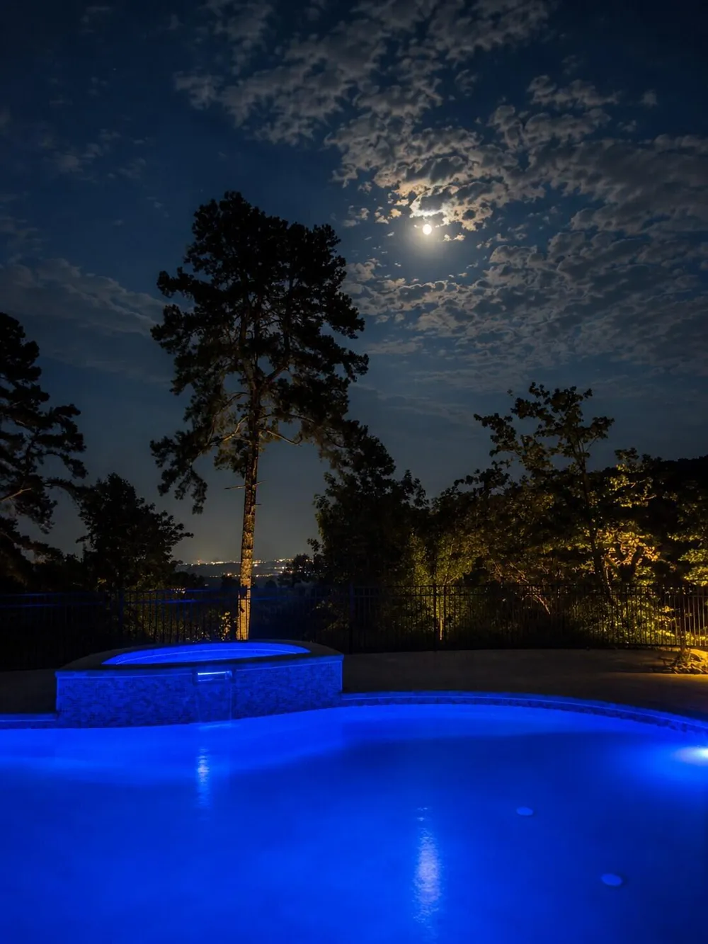 8008 Mountain Laurel Trail Signal Mountain, TN 37377