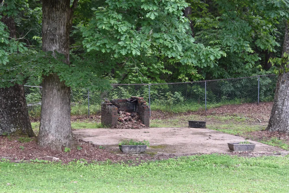 450 Main Street Palmer, TN 37365
