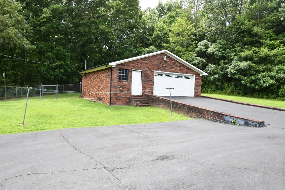 450 Main Street Palmer, TN 37365