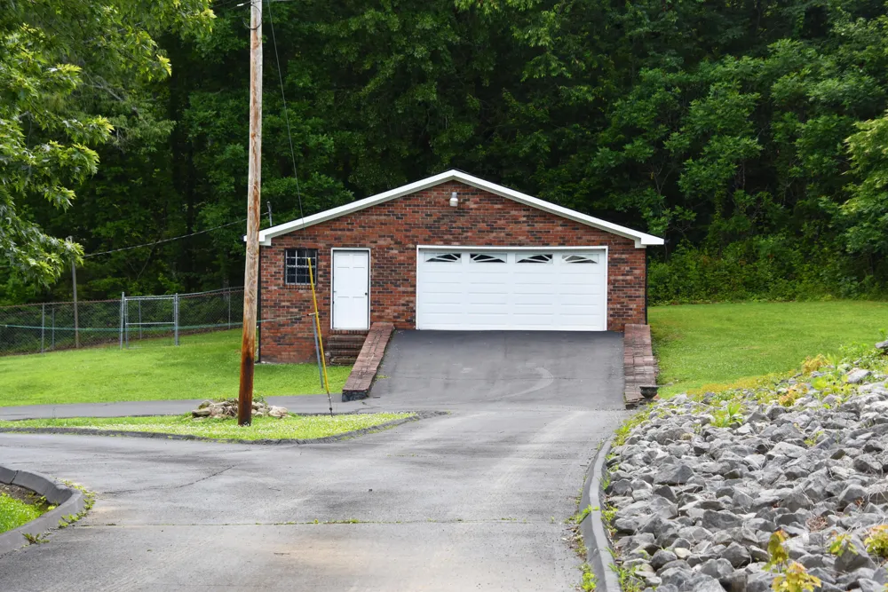 450 Main Street Palmer, TN 37365