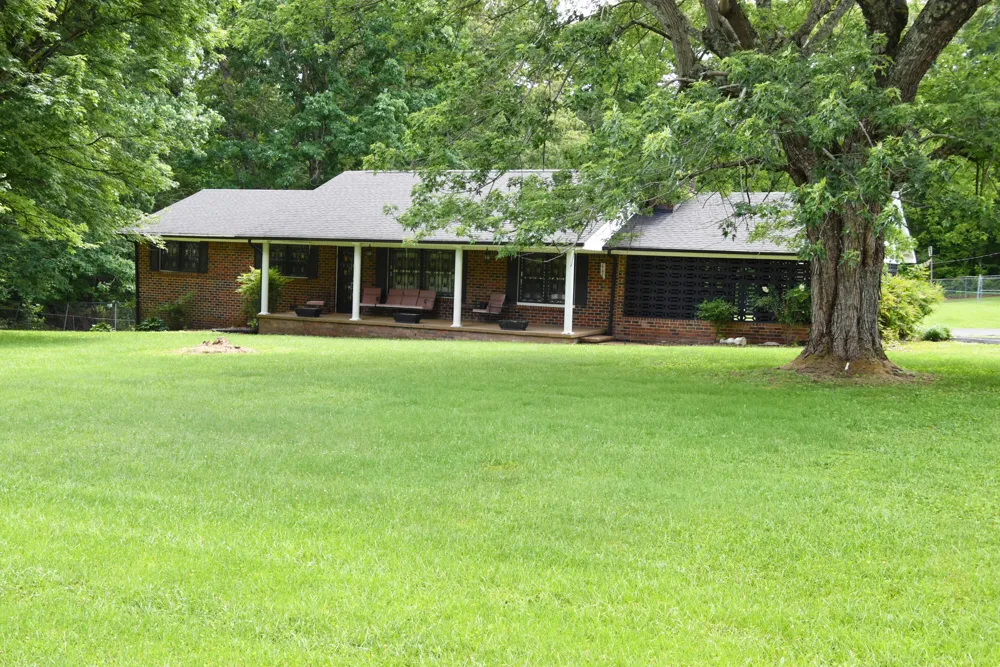 450 Main Street Palmer, TN 37365