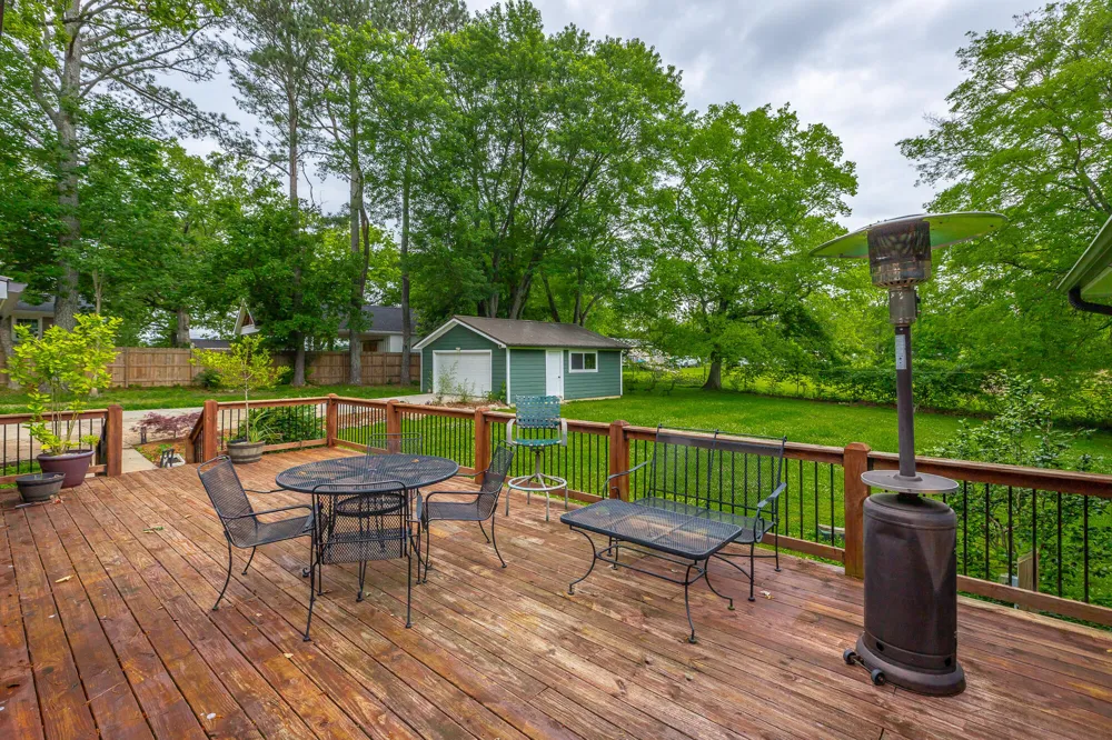 9011 Pleasant Lane Ooltewah, TN 37363