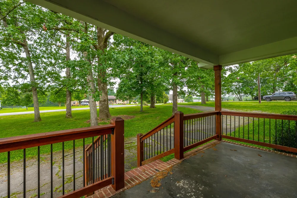 9011 Pleasant Lane Ooltewah, TN 37363