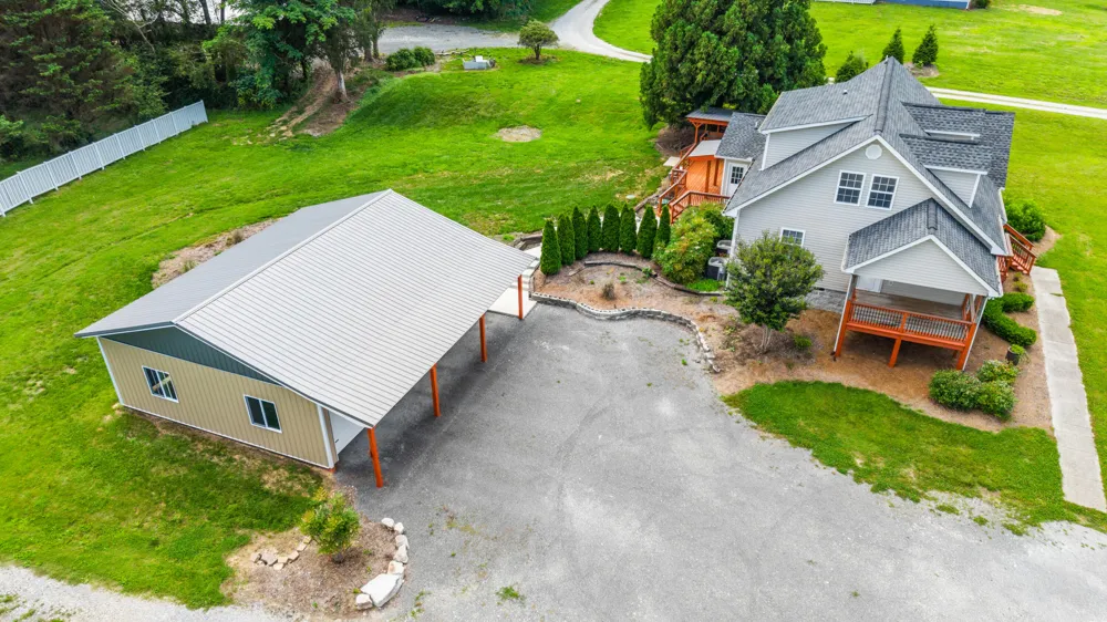11134 London Lane Apison, TN 37302