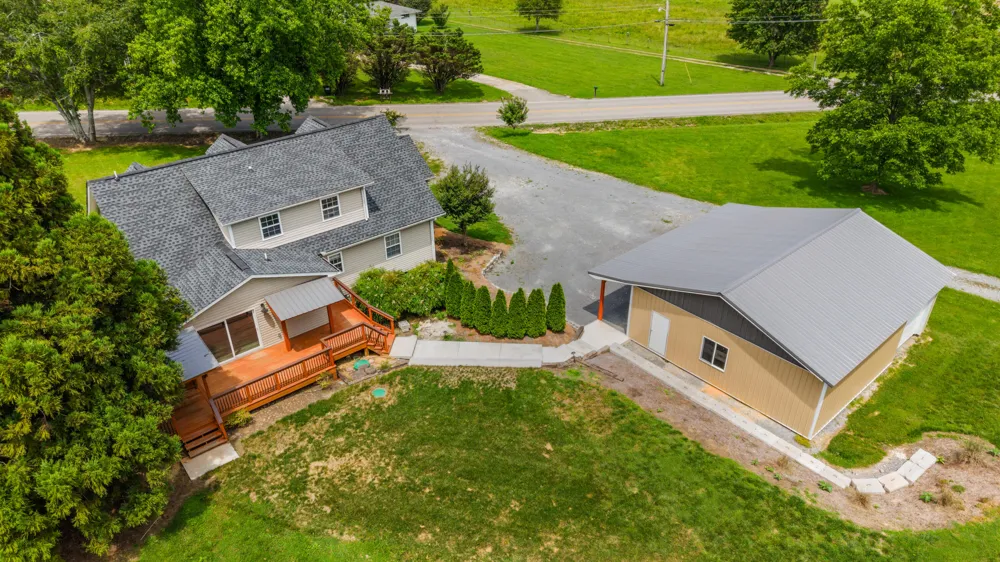 11134 London Lane Apison, TN 37302