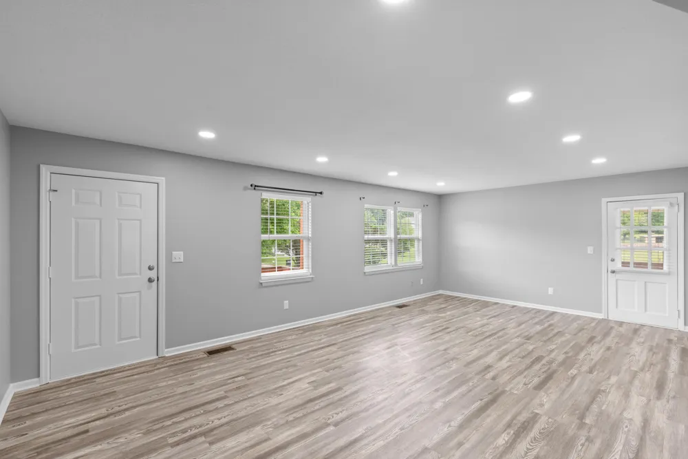11134 London Lane Apison, TN 37302