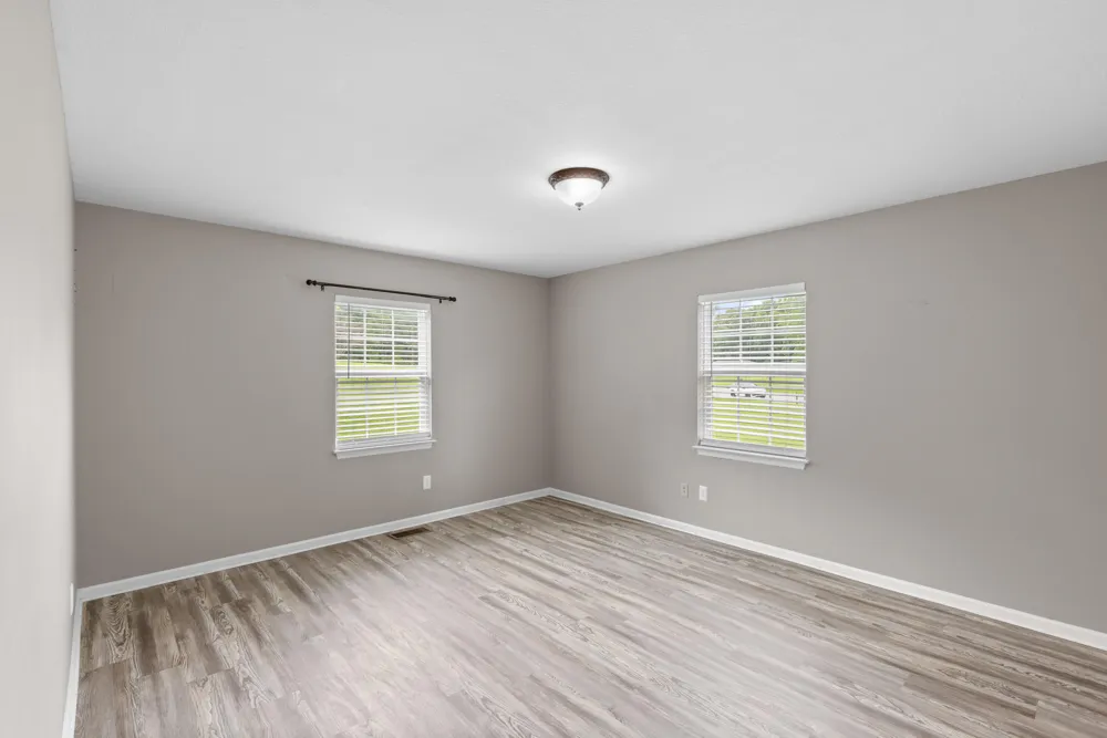 11134 London Lane Apison, TN 37302