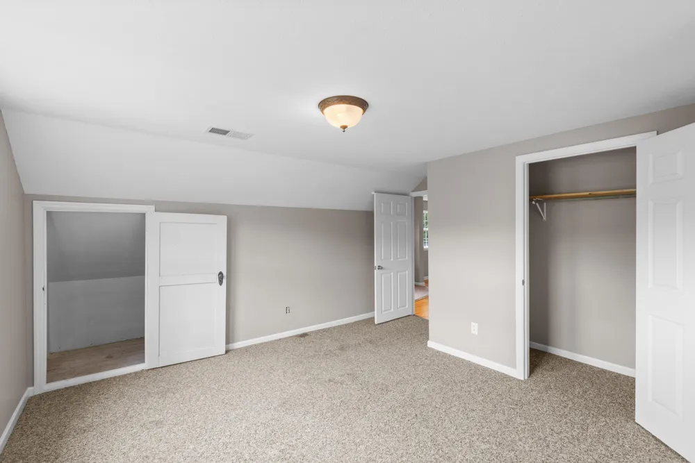 11134 London Lane Apison, TN 37302