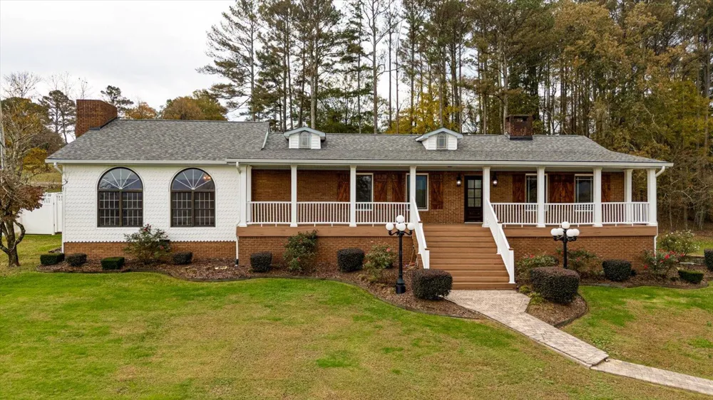 105 County Road 206 Bridgeport, AL 35740